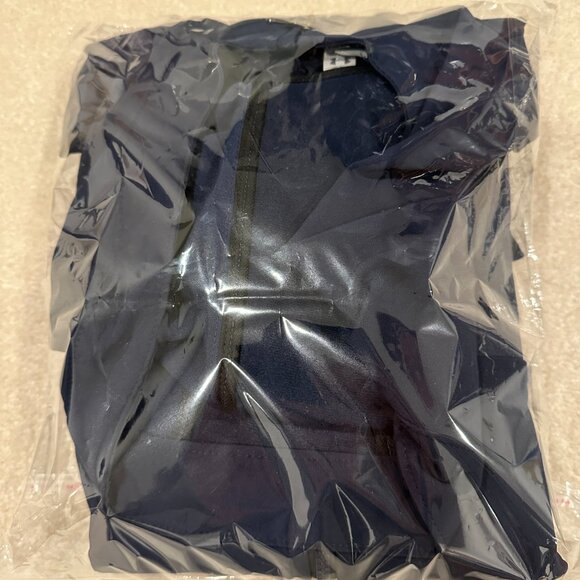 Chicago Cubs Under Armour World Series Jacket Rare Limited Edition Womens S NWOT - Picture 4 of 5